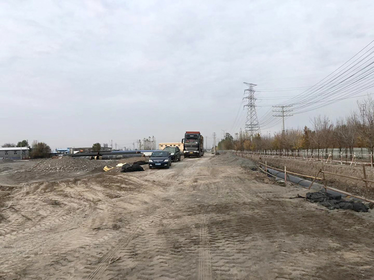 供熱管道電預(yù)熱施工現(xiàn)場(chǎng)